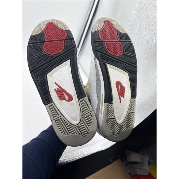 Size 11 - Jordan 4 Retro OG Mid White Cement 2016 - Picture 6 of 8